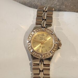 Vintage | Invicta Gold Tone #0137 Swiss Movement